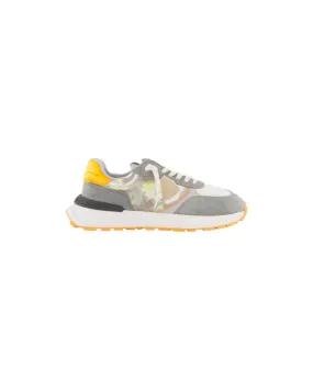 SNEAKERS ANTIBES LOW MAN CV02 CAMOUFLAGE VERT ORANGE - Philippe Model  | Chez Maman Rouen